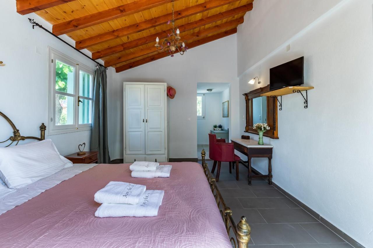Skopelos Amigdalia Cottage מראה חיצוני תמונה
