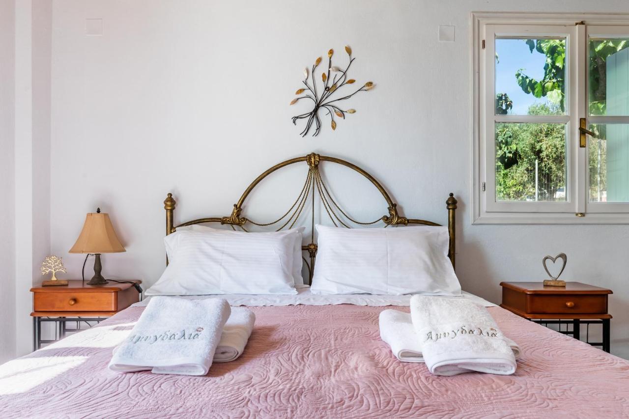 Skopelos Amigdalia Cottage מראה חיצוני תמונה