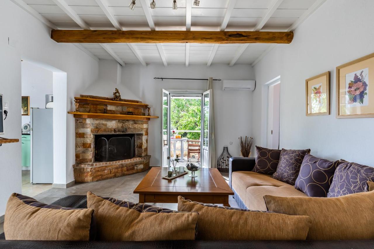 Skopelos Amigdalia Cottage מראה חיצוני תמונה