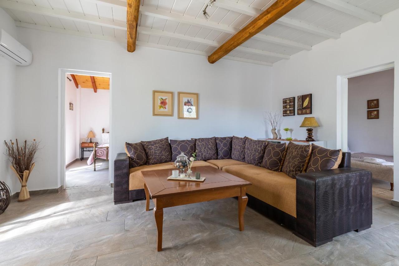 Skopelos Amigdalia Cottage מראה חיצוני תמונה