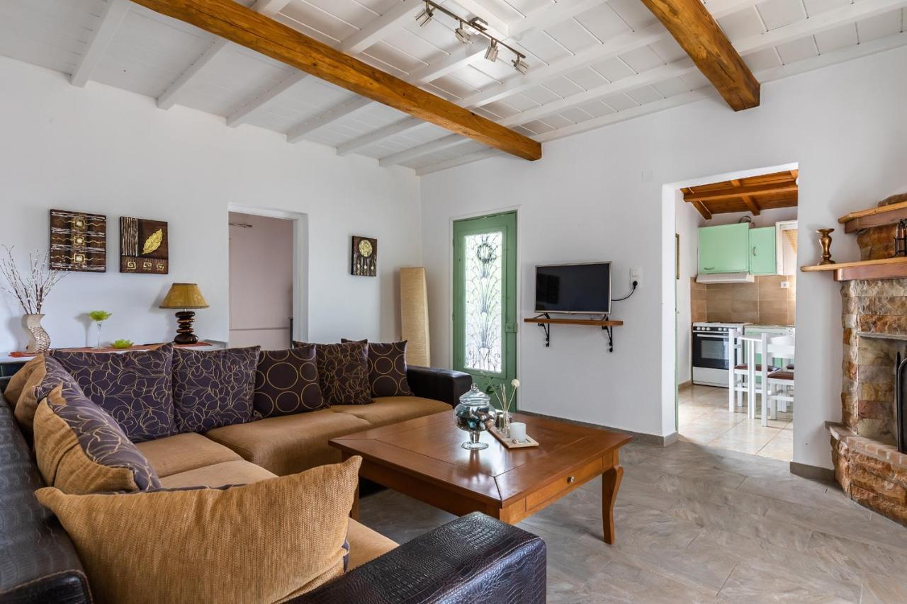 Skopelos Amigdalia Cottage מראה חיצוני תמונה